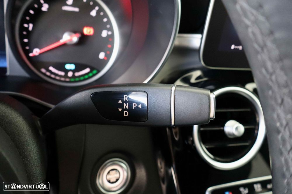 Mercedes-Benz GLC 300 - 23