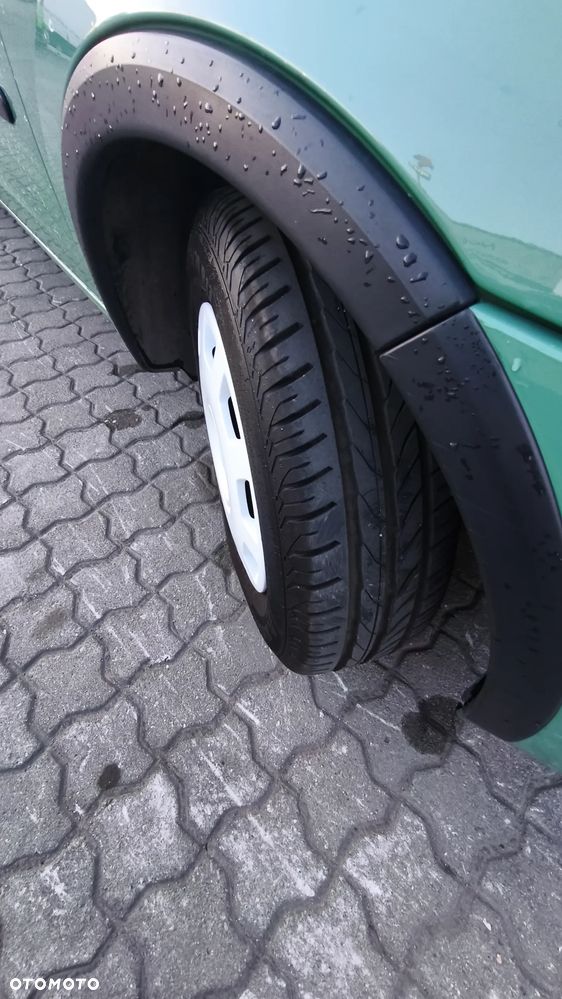 Opel Corsa 1.2 16V Comfort - 4