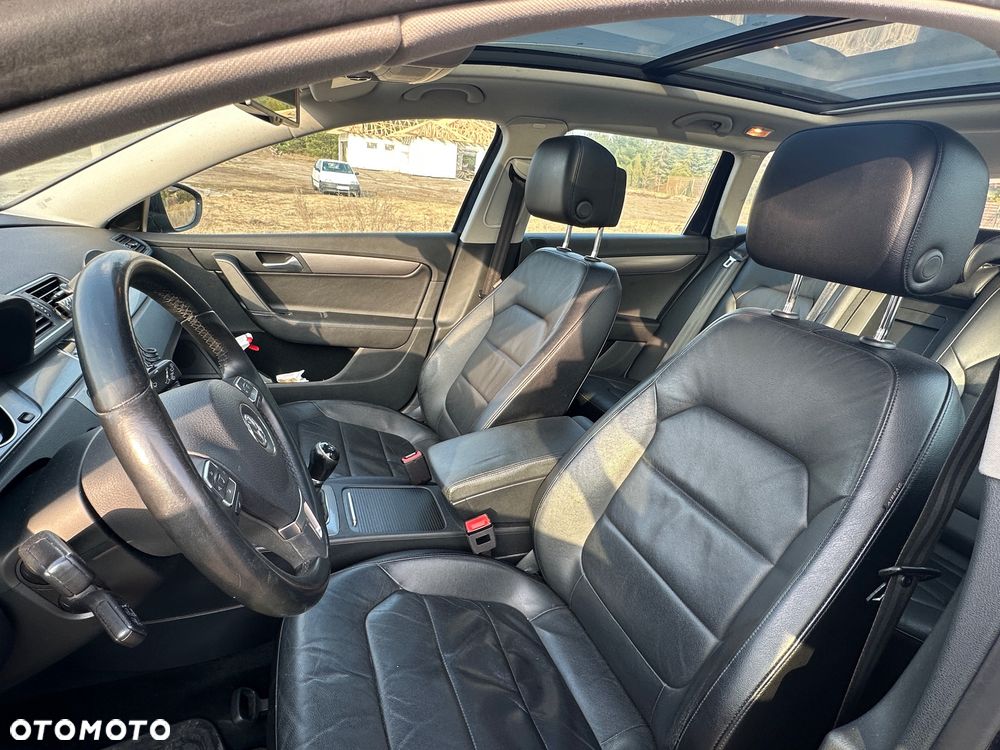 Volkswagen Passat 1.6 TDI BlueMotion Technology Comfortline - 17