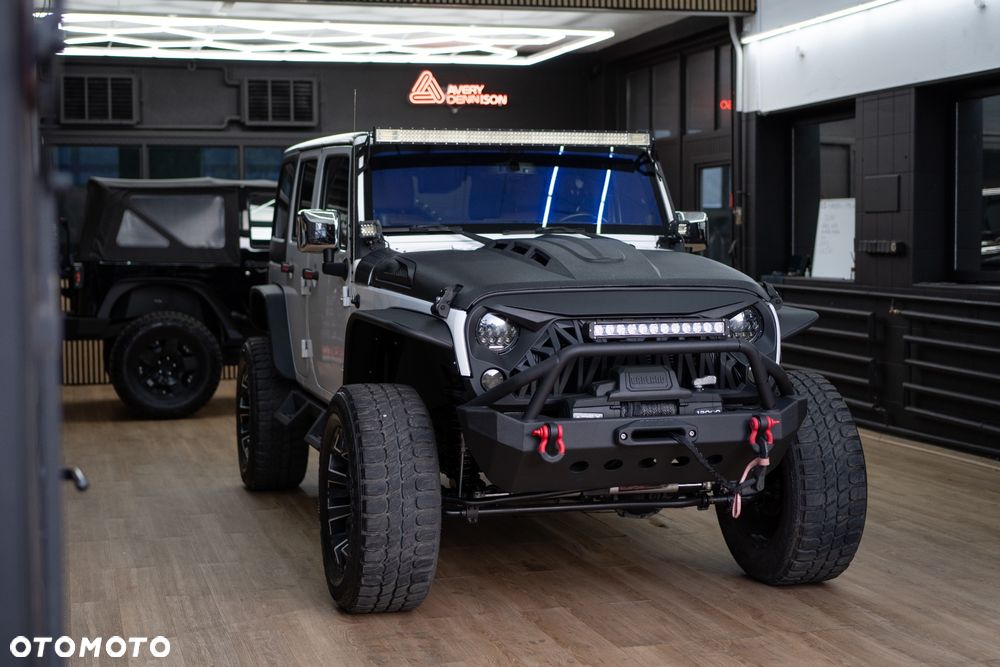 Jeep Wrangler 3.6 Unlim Sahara - 4