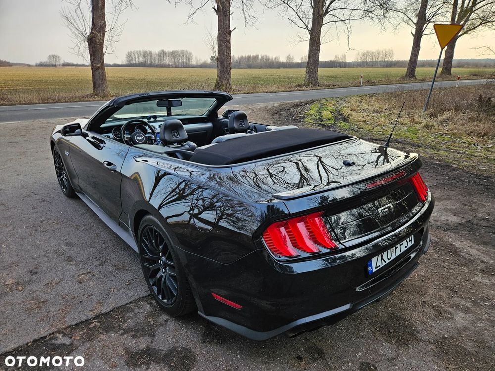 Ford Mustang - 7