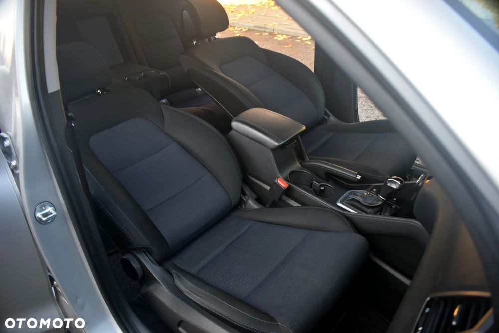 Hyundai Tucson 2.0 CRDi 4WD Automatik Style - 7