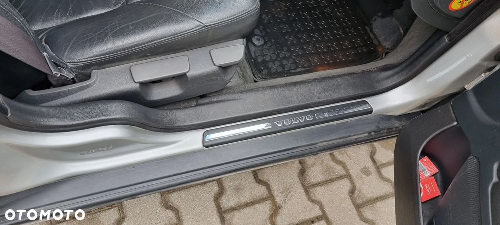 Volvo S80 2.4D5 Executive - 24