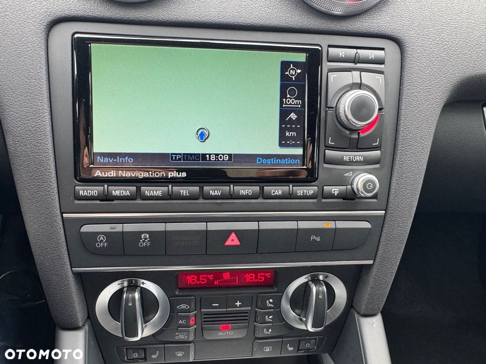 Audi A3 Cabrio 2.0 TDI DPF S Line Sportpaket - 9