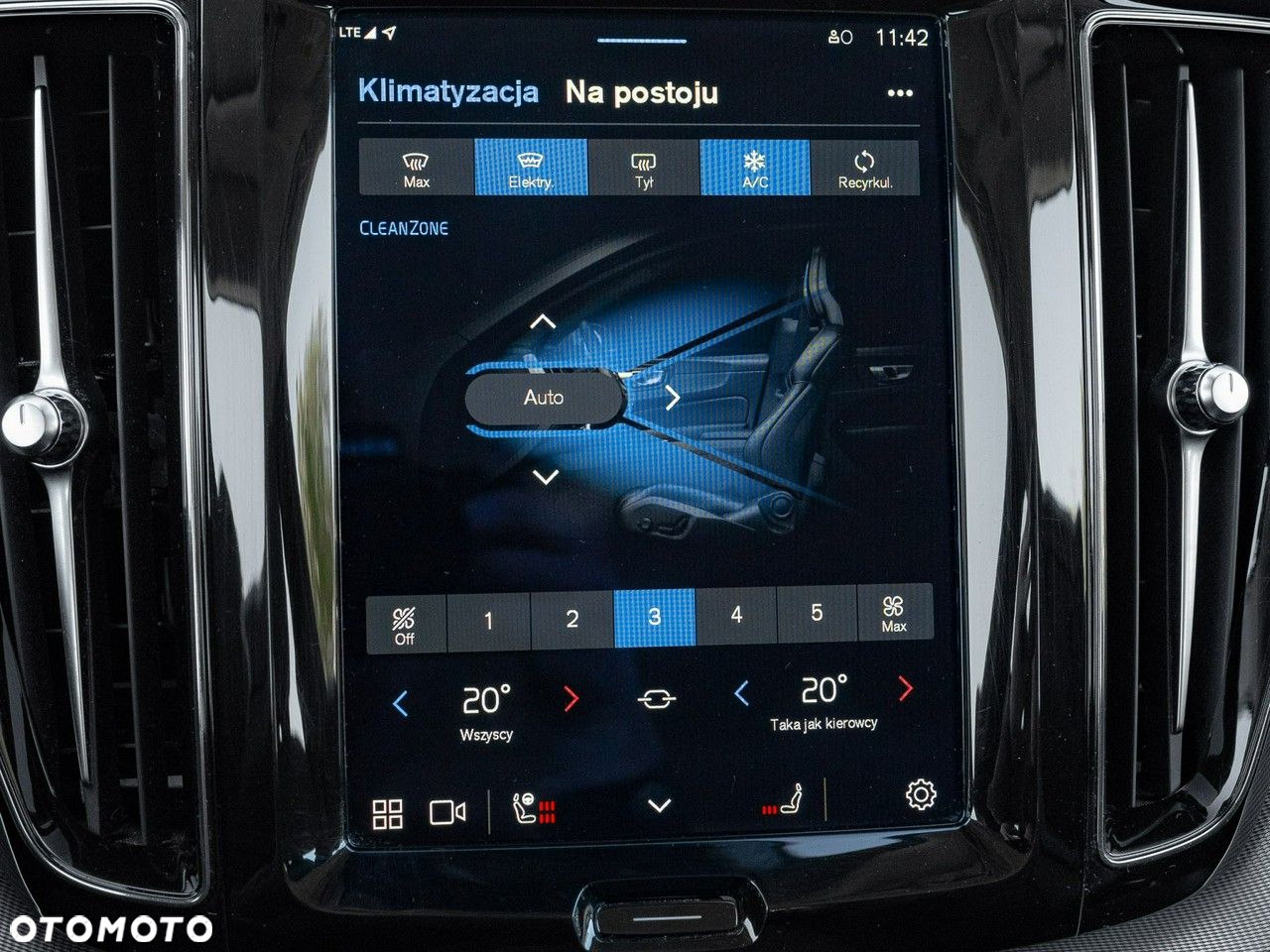 Volvo XC 60 - 21