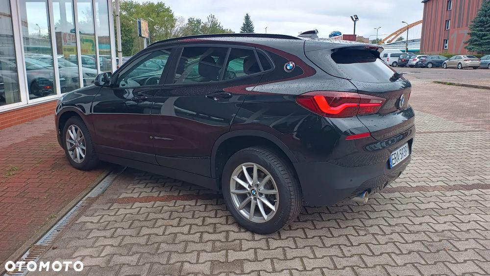 BMW X2 sDrive18i Business Edition - 4