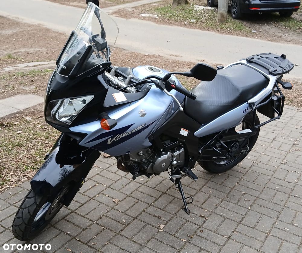 Suzuki V-STROM - 1