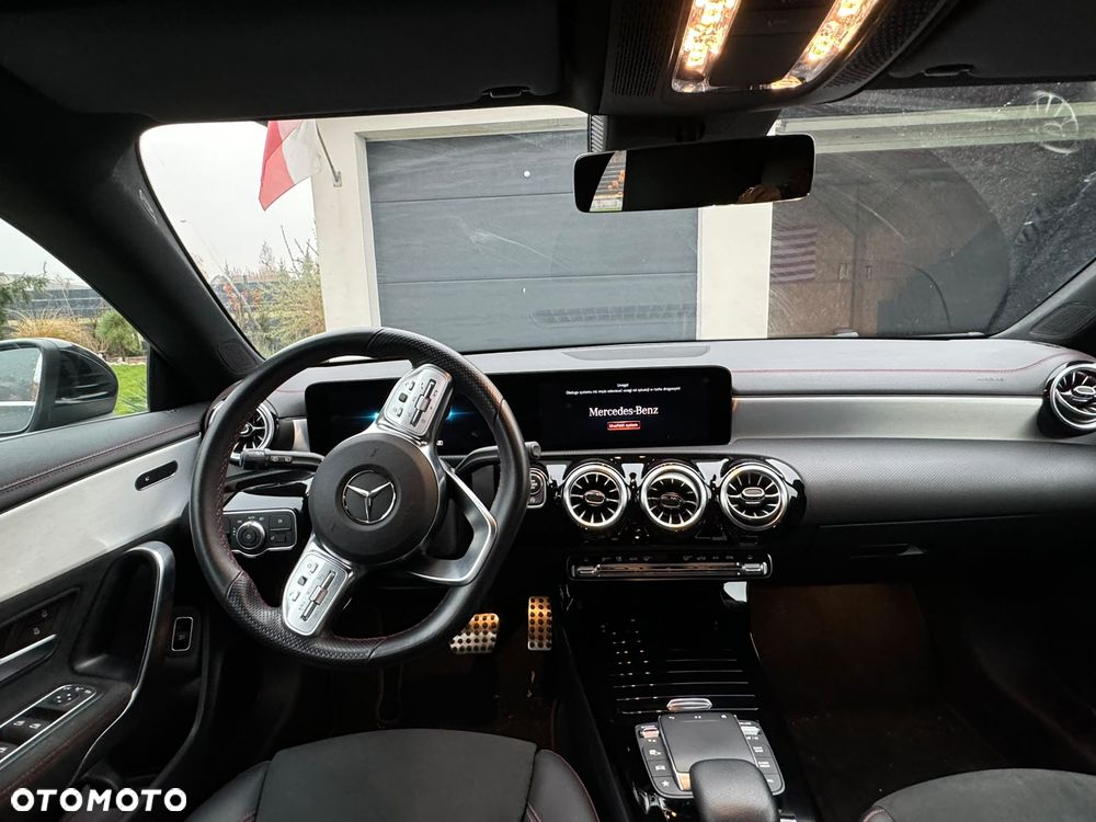 Mercedes-Benz CLA 200 AMG Line 7G-DCT - 9