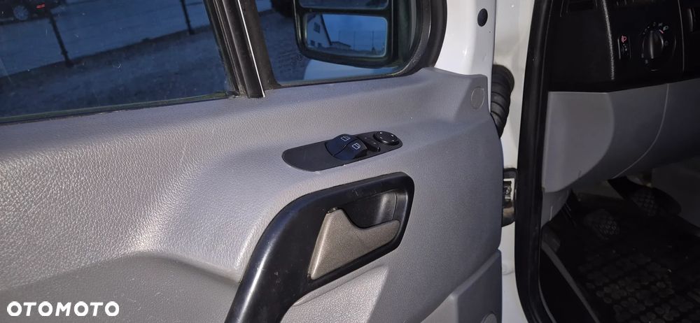 Volkswagen Crafter - 11