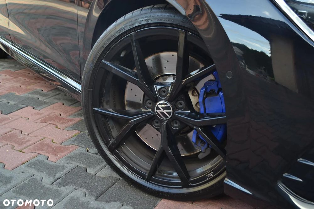 Volkswagen Golf VIII 2.0 TSI 4Motion R DSG - 5