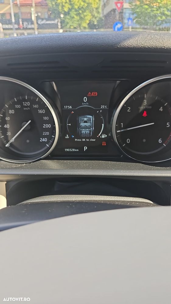 Land Rover Discovery 2.0 L SD4 HSE - 4