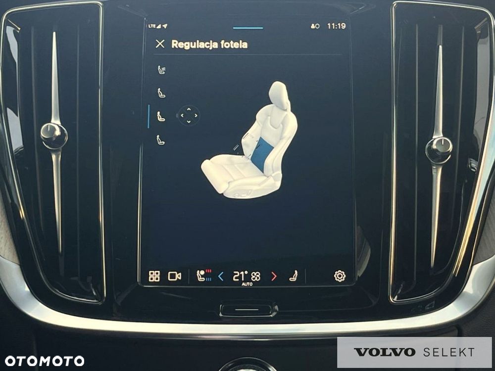 Volvo V60 Cross Country - 30