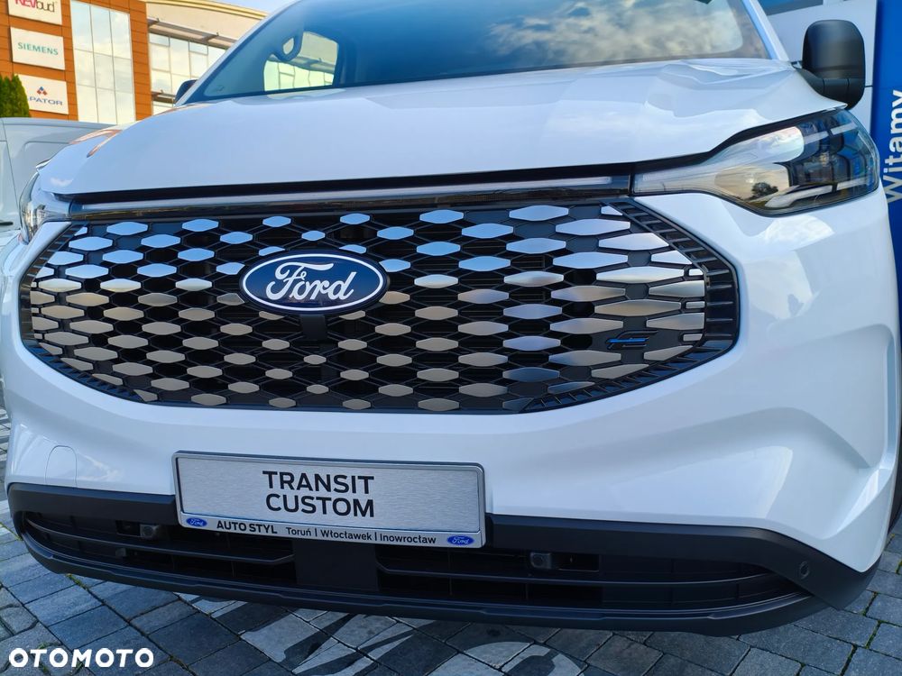Ford E-Transit Custom - 25