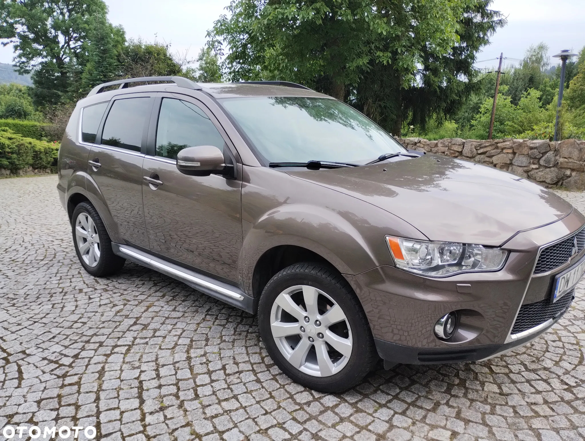 Mitsubishi Outlander 2.4 Intense + CVT - 3