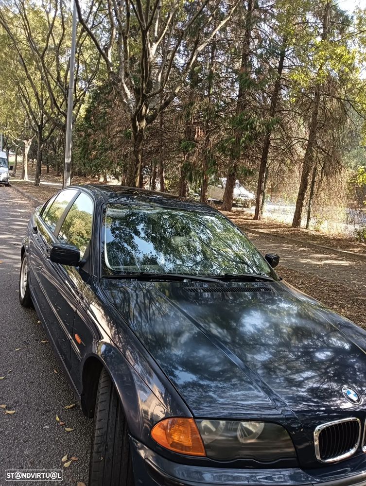 BMW 318 i - 5
