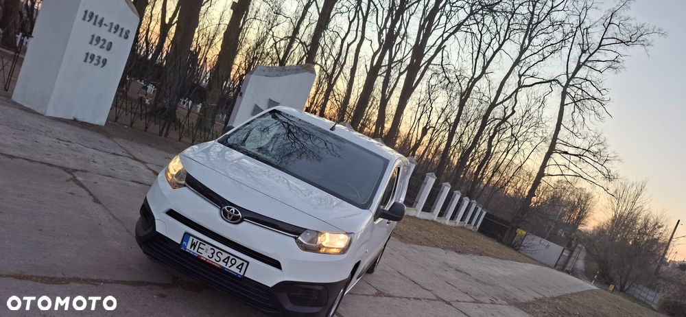 Toyota Proace City - 12