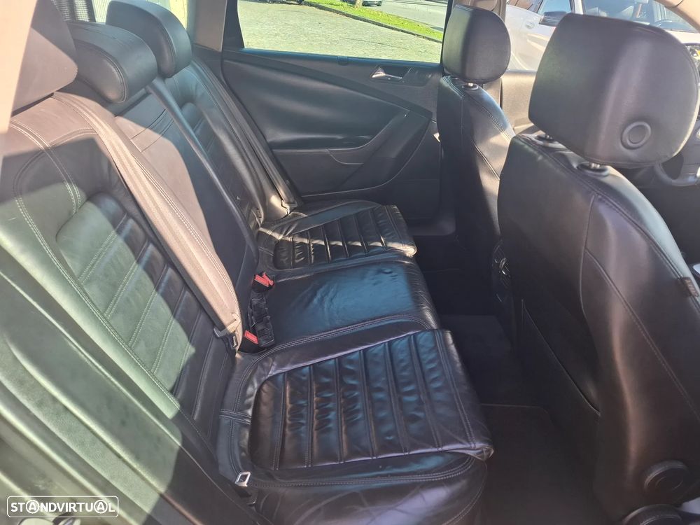 VW Passat Variant 2.0 TDi Highline - 7