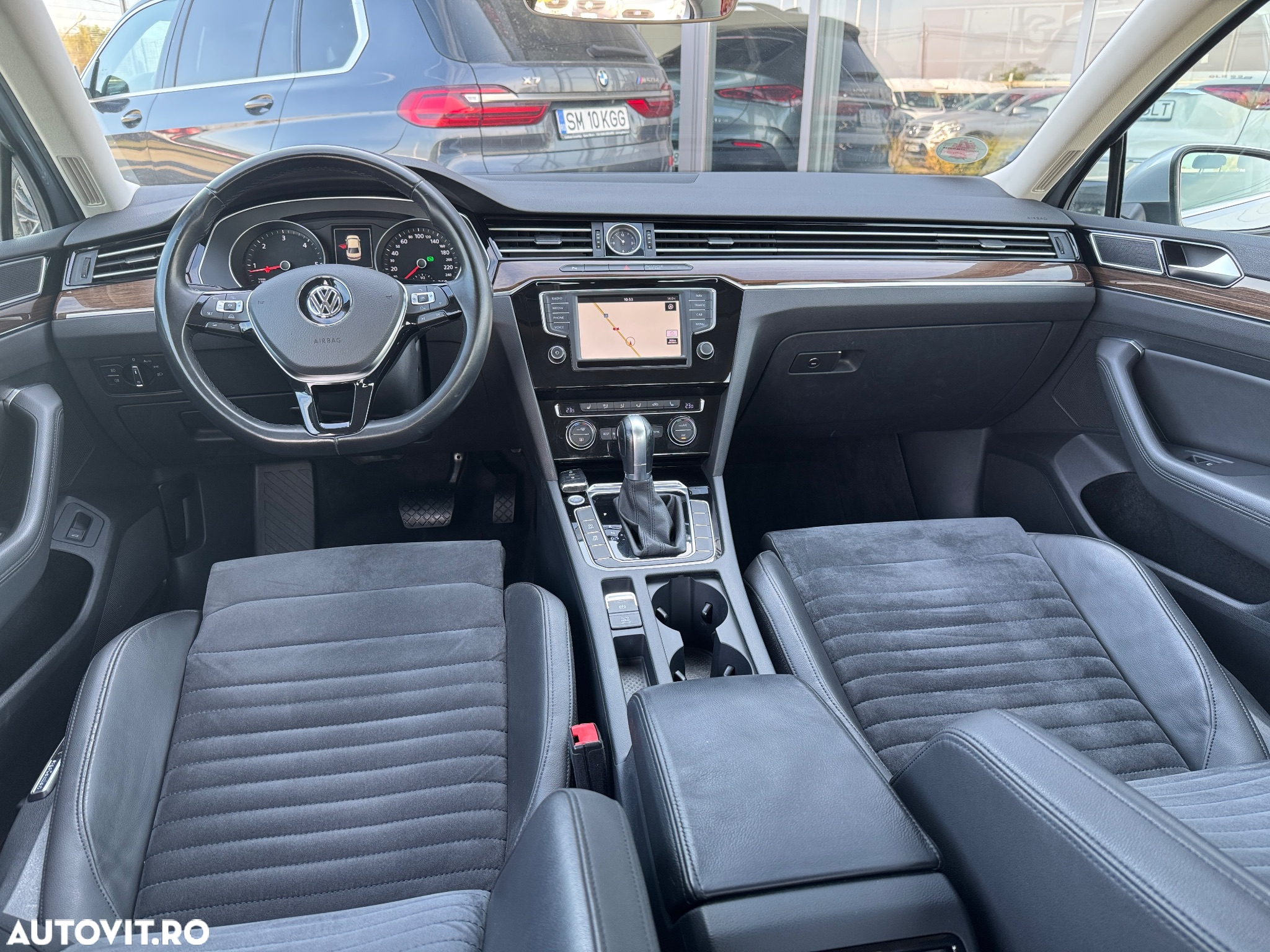 Volkswagen Passat 2.0 TDI DSG 4Motion Highline - 12
