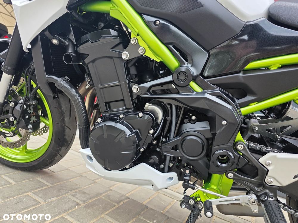 Kawasaki Z 900 - 11
