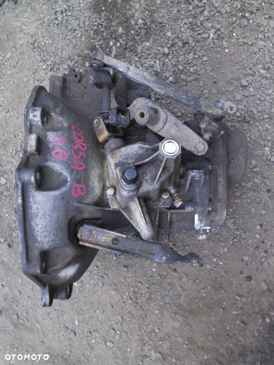 Opel Corsa B 1.0 99 Skrzynia biegów manualna SKRZYNIA - 2