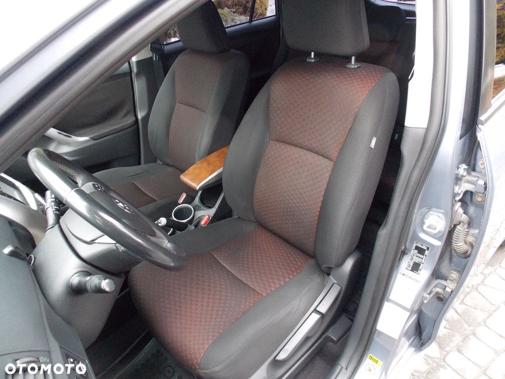 Toyota Verso 2.0 D-4D Sol plus - 9