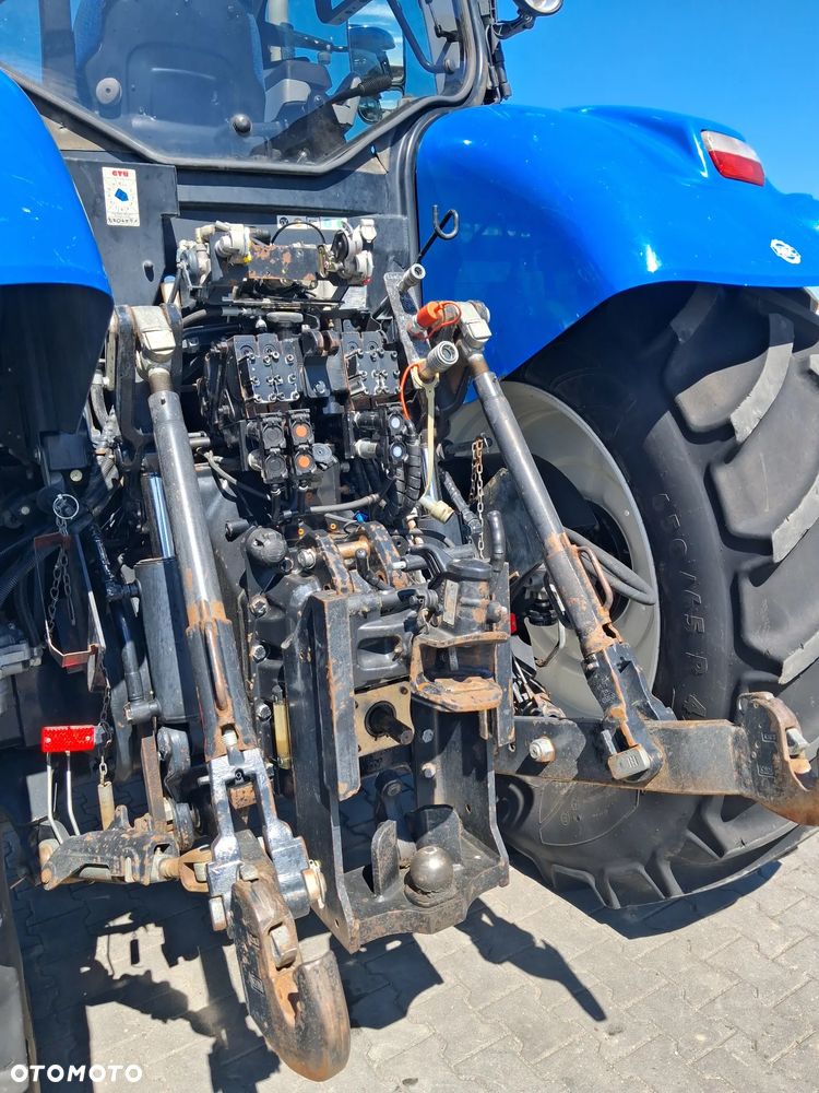 New Holland T 7.220 Auto Command - 7