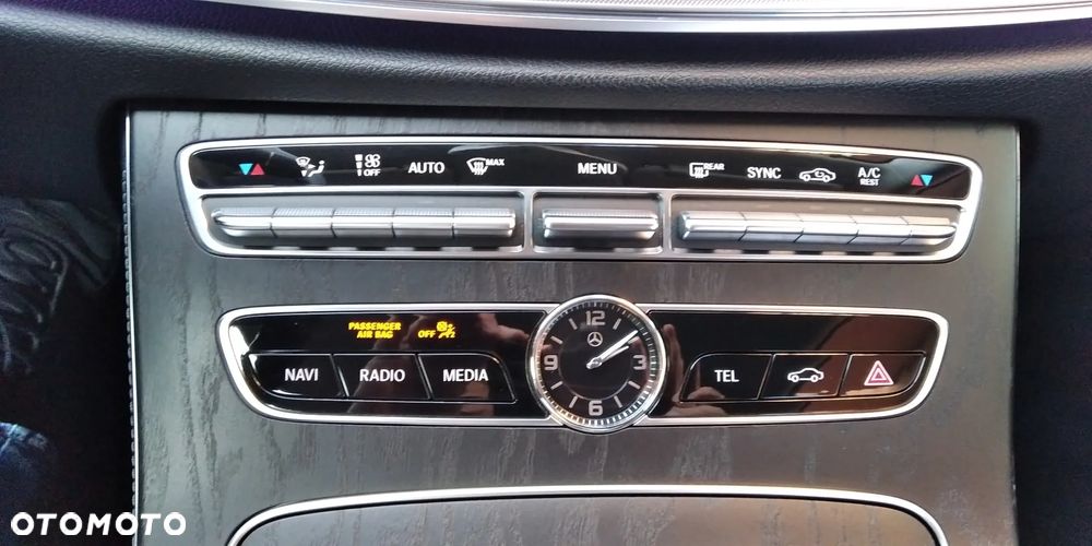 Mercedes-Benz Klasa E 200 Coupe 9G-TRONIC Avantgarde - 20