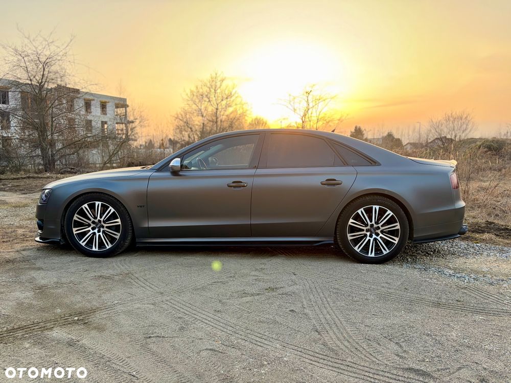 Audi S8 - 15