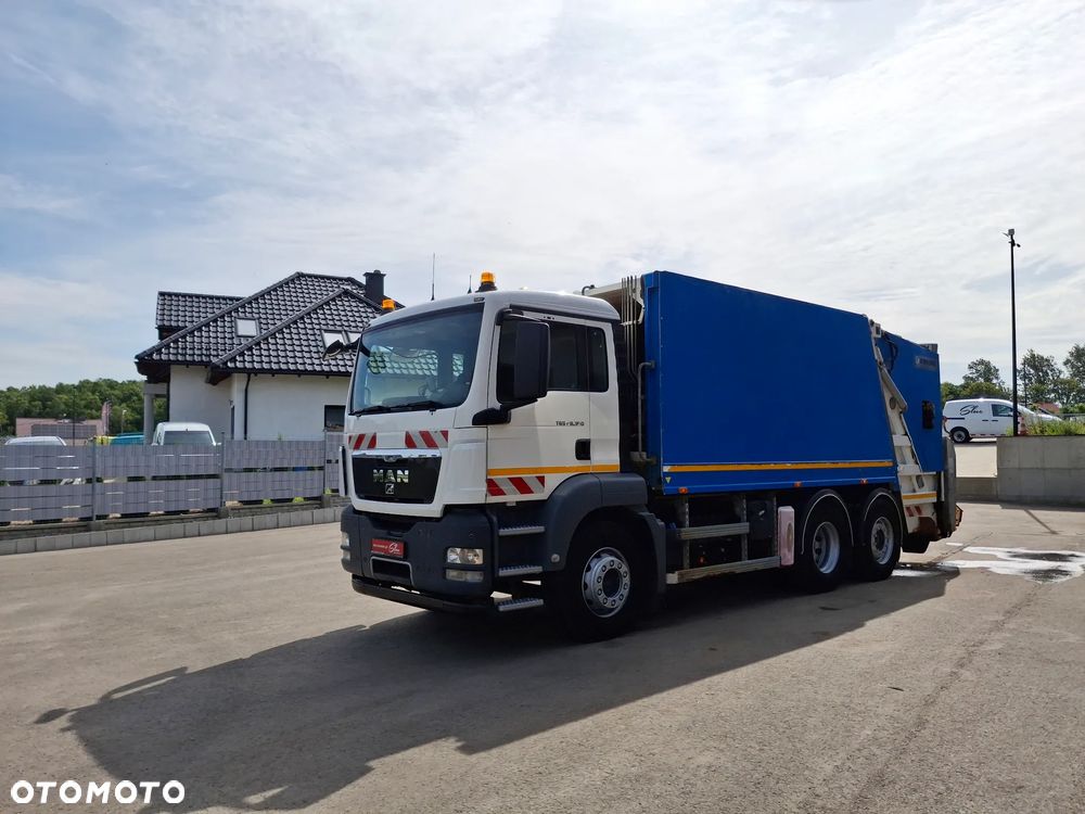 MAN TGS 28.360 Śmieciarka FAUN Environnement Odpady Segregacja 3 Osie Tylna Oś Skrętna Na Poduszkach 2010r - 2