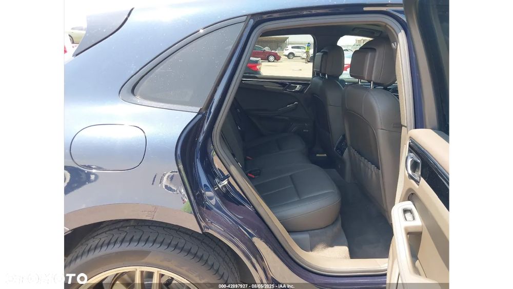 Porsche Macan S - 11