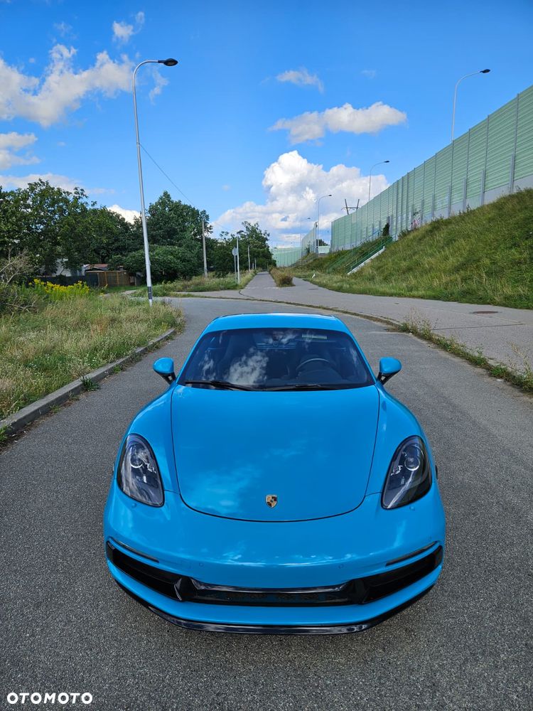 Porsche 718 Cayman - 9