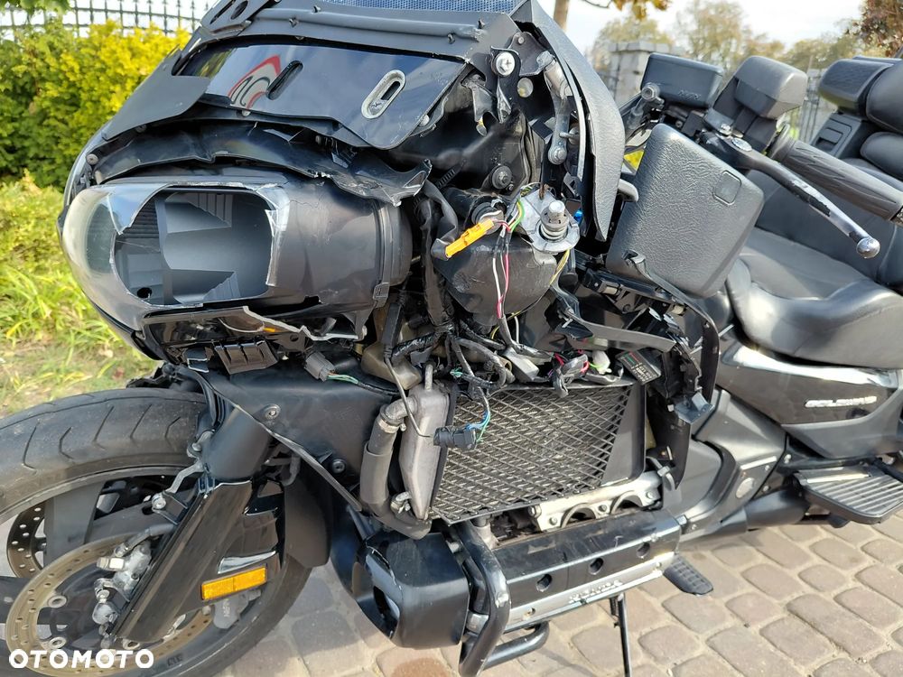 Honda GL - 18
