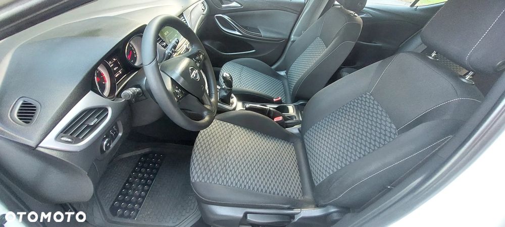 Opel Astra - 27