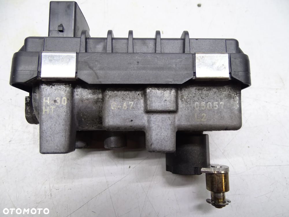 ML W164 4.0CDI Zawor nastawnik turbiny G-67 6NW009228 - 1