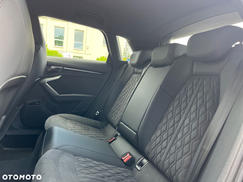 Audi RS3 Sportback - 32
