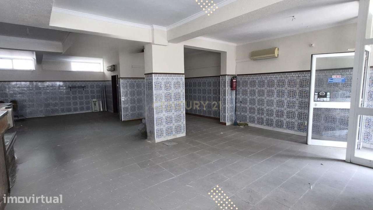 Loja em Rio de Mouro, Serra das Minas - 115.000€ - Grande imagem: 4/8