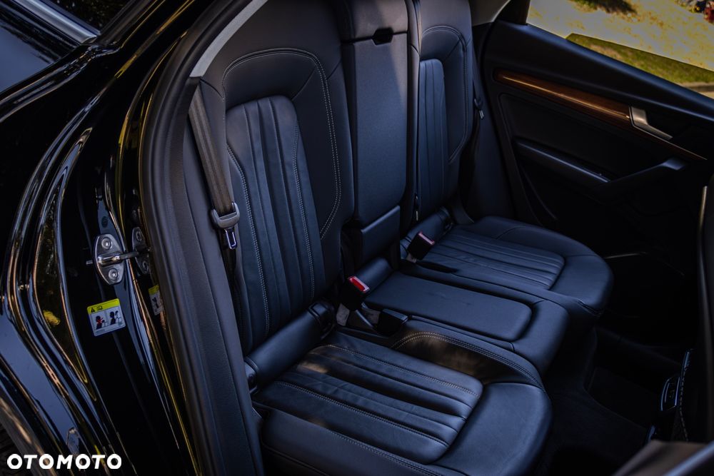 Audi Q5 TFSI 150 kW S tronic edition one mythosschwarz - 29