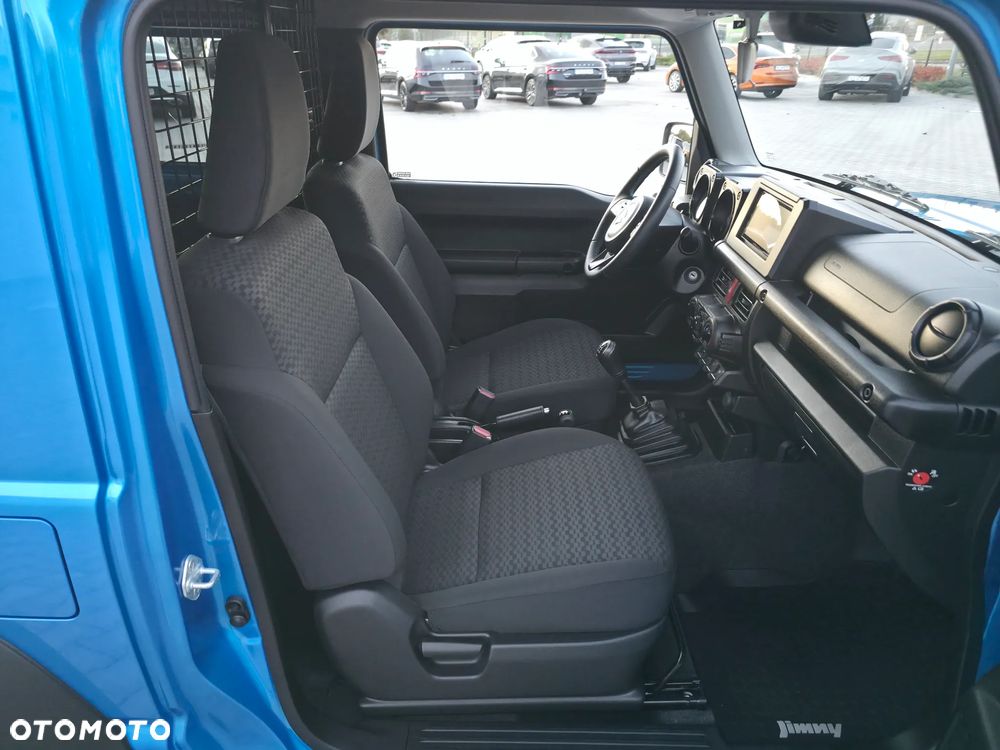 Suzuki Jimny 1.5 Premium - 30