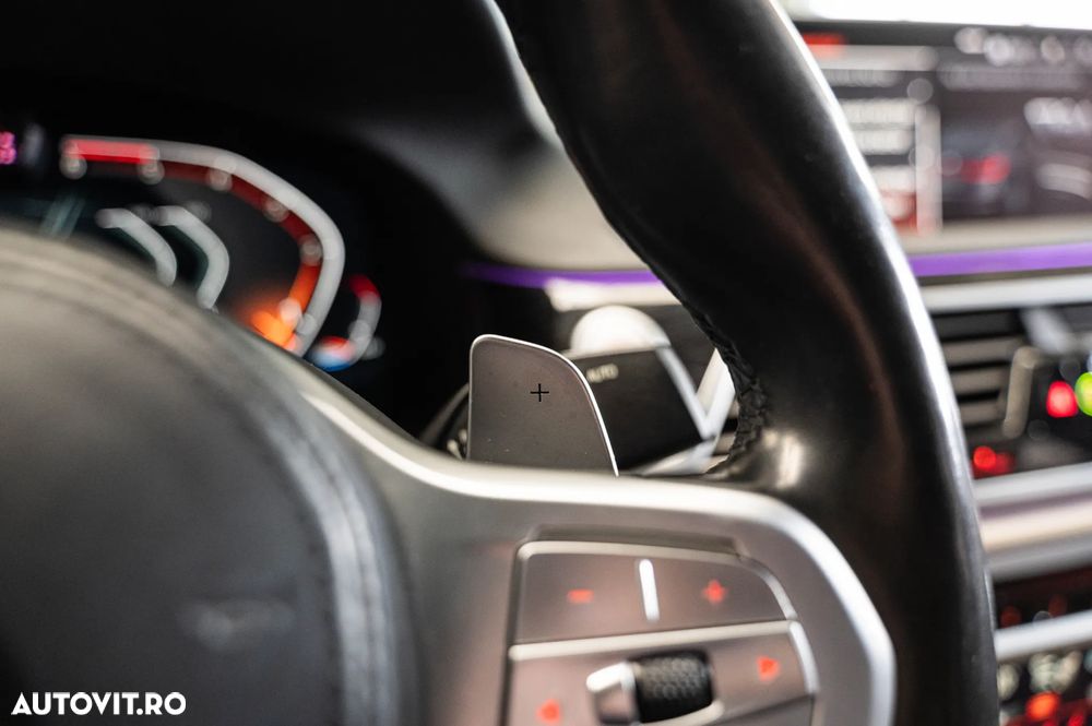 BMW Seria 7 730d xDrive - 24