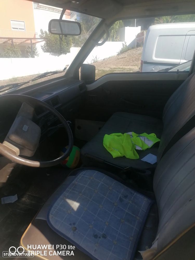 Mitsubishi L300 - 5