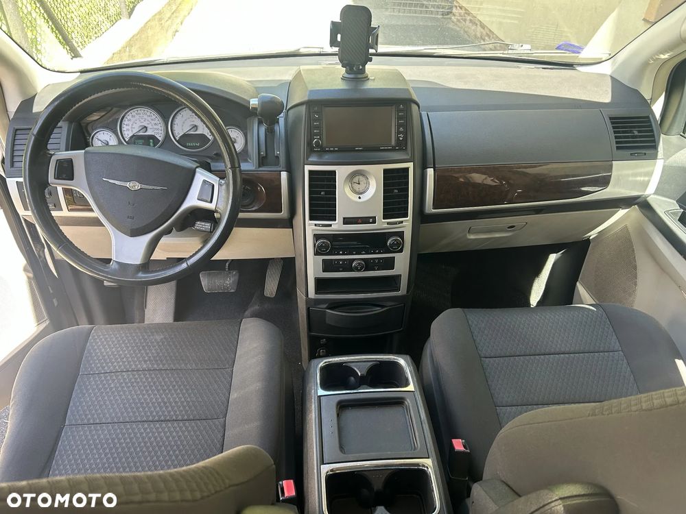 Chrysler Grand Voyager ver-2-8-crd-touring - 8