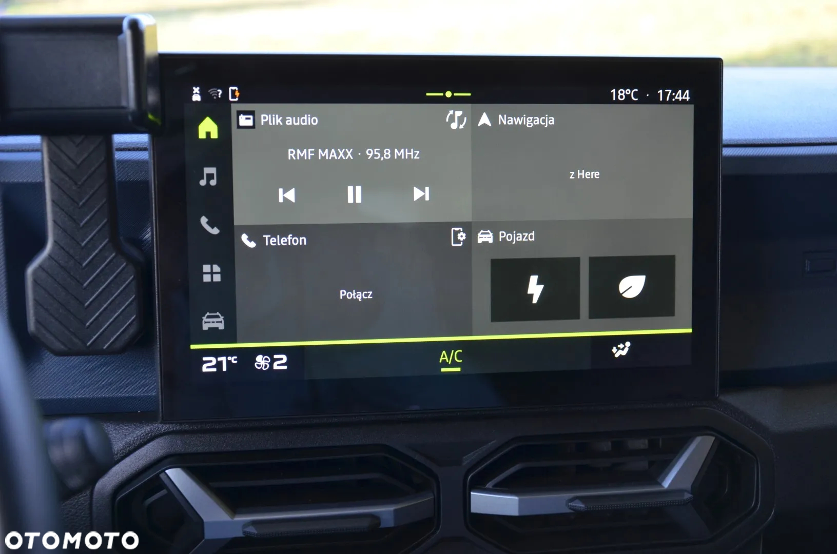 Dacia Duster 1.6 Full Hybrid 140 Expression MMT - 37
