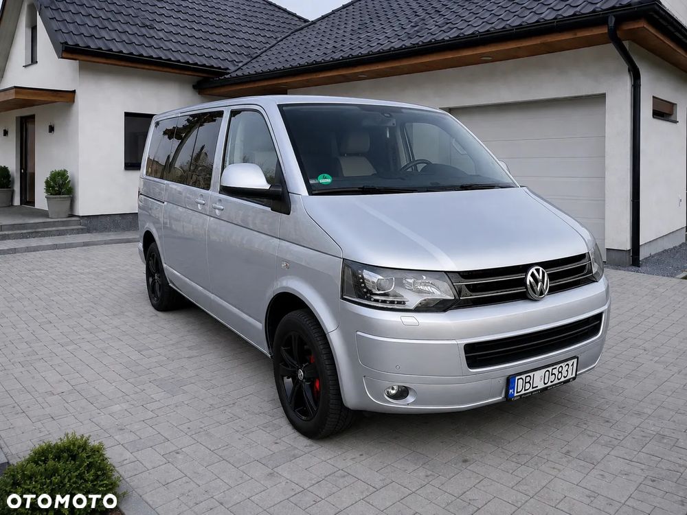Volkswagen Multivan - 8