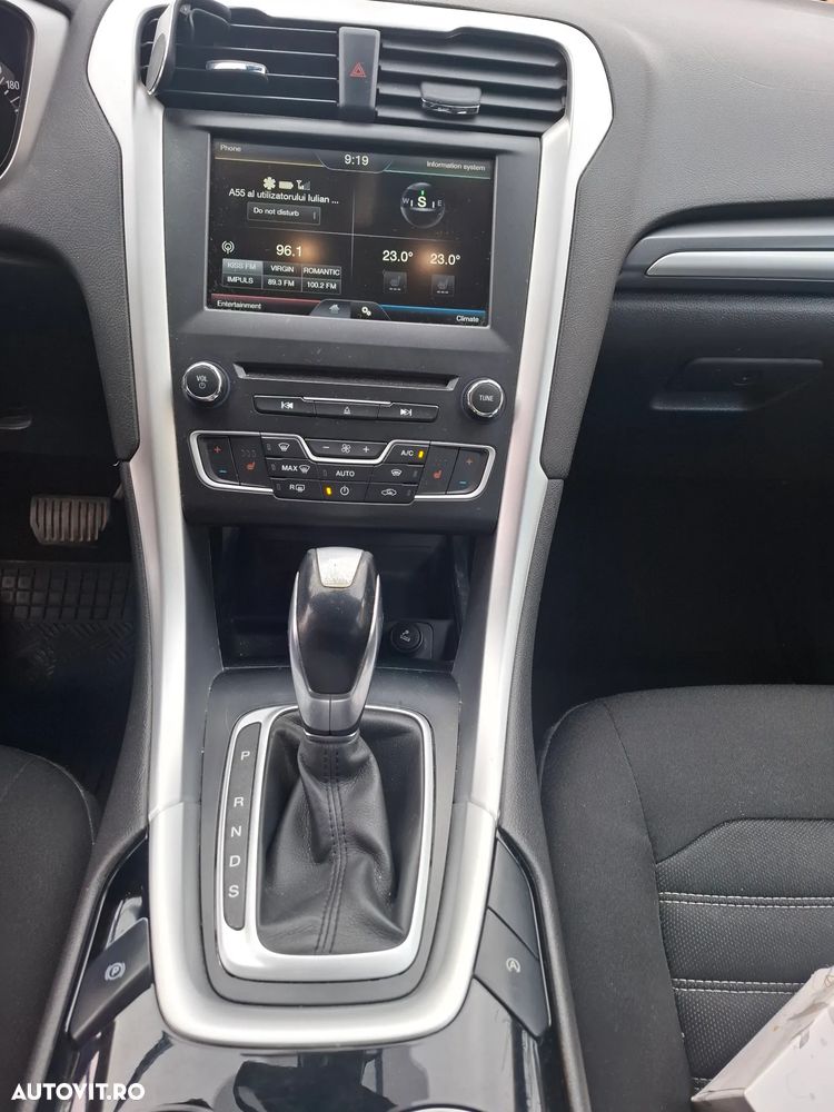 Ford Mondeo 2.0 TDCi Powershift Trend - 9