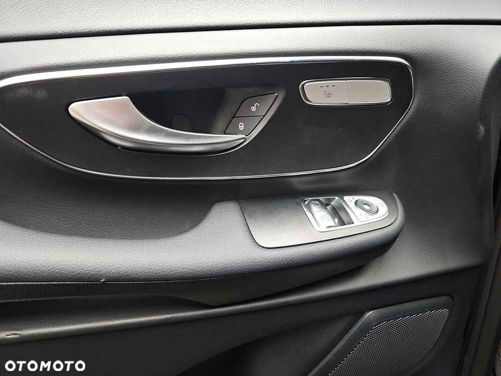 Mercedes-Benz Klasa V 250 d 4-Matic Avantgarde 9G-Tronic (d³ugi) - 13