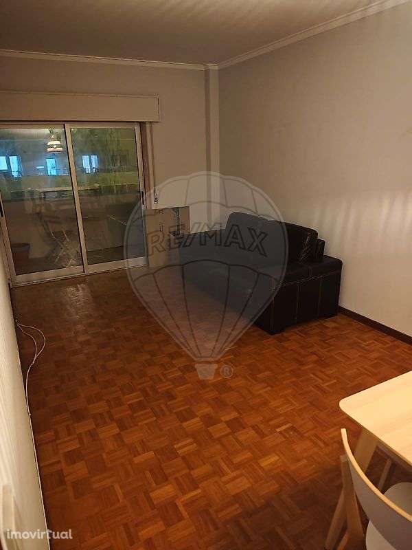 Apartamento T2 para arrendamento - Grande imagem: 4/12
