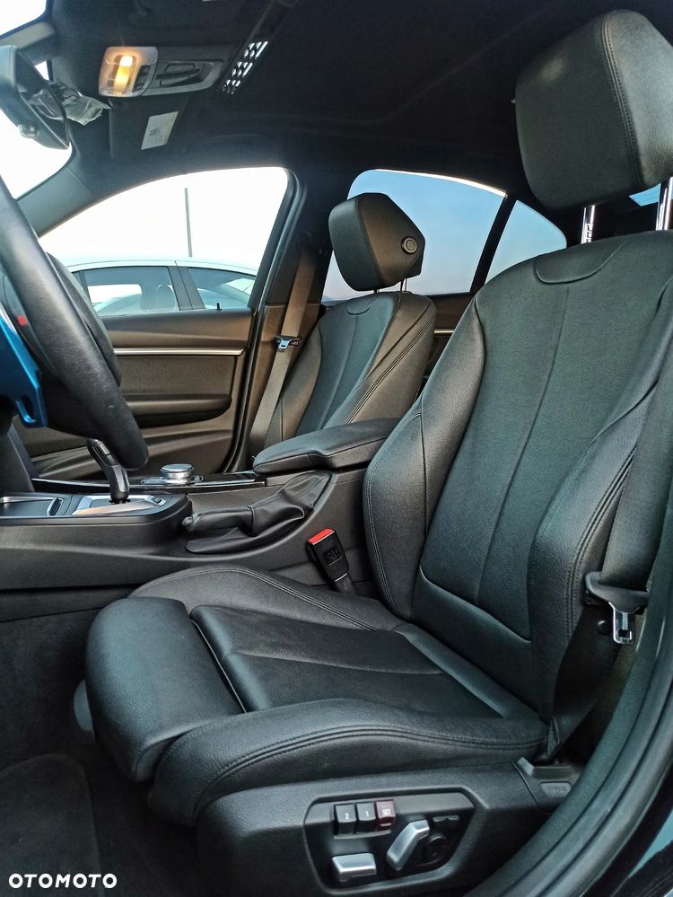 BMW Seria 3 330e iPerformance Sport Line - 10