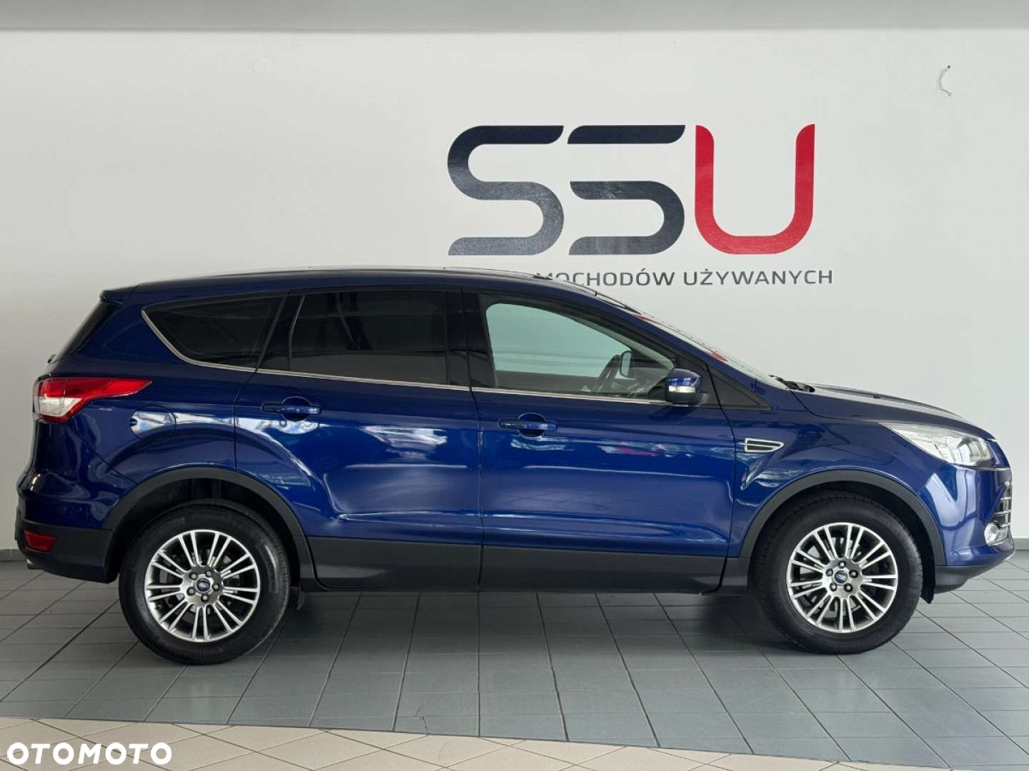 Ford Kuga - 12