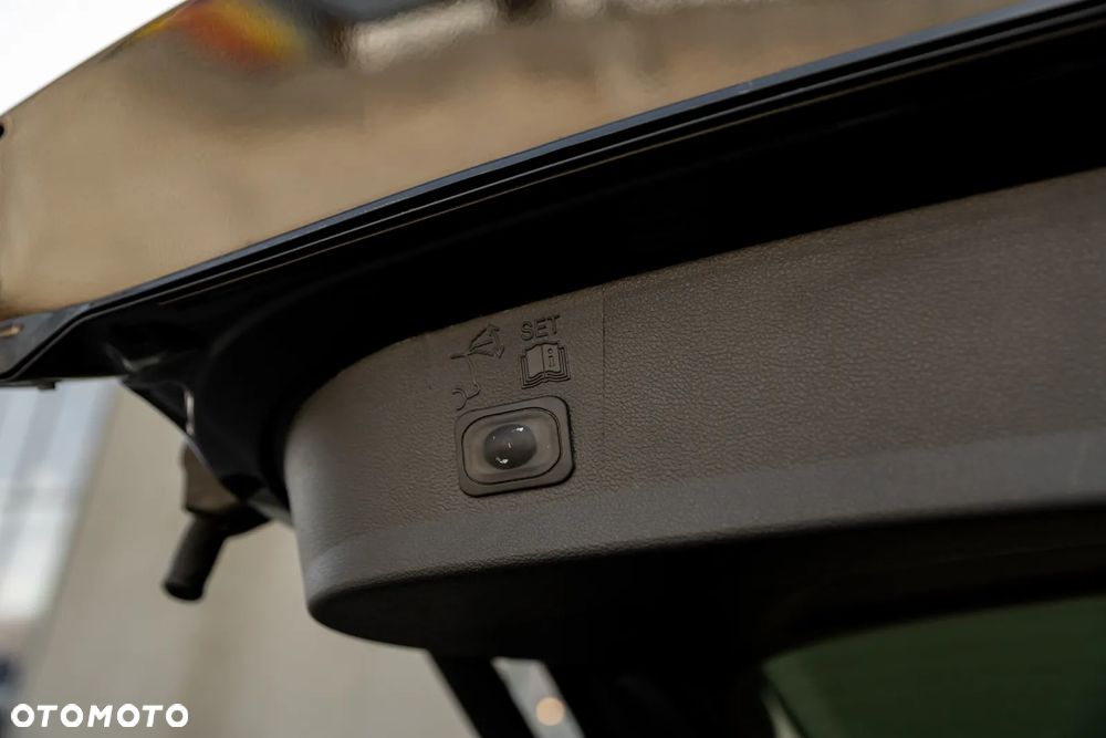 Ford Kuga 1.5 EcoBoost 2x4 Titanium - 27