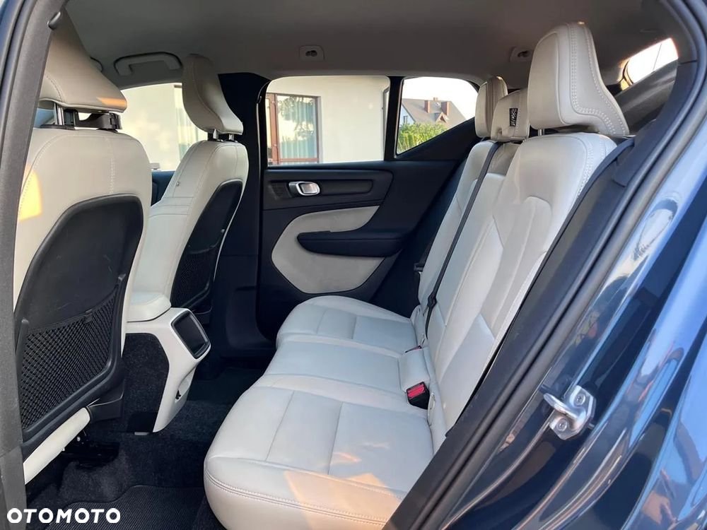 Volvo XC 40 T3 Inscription - 29